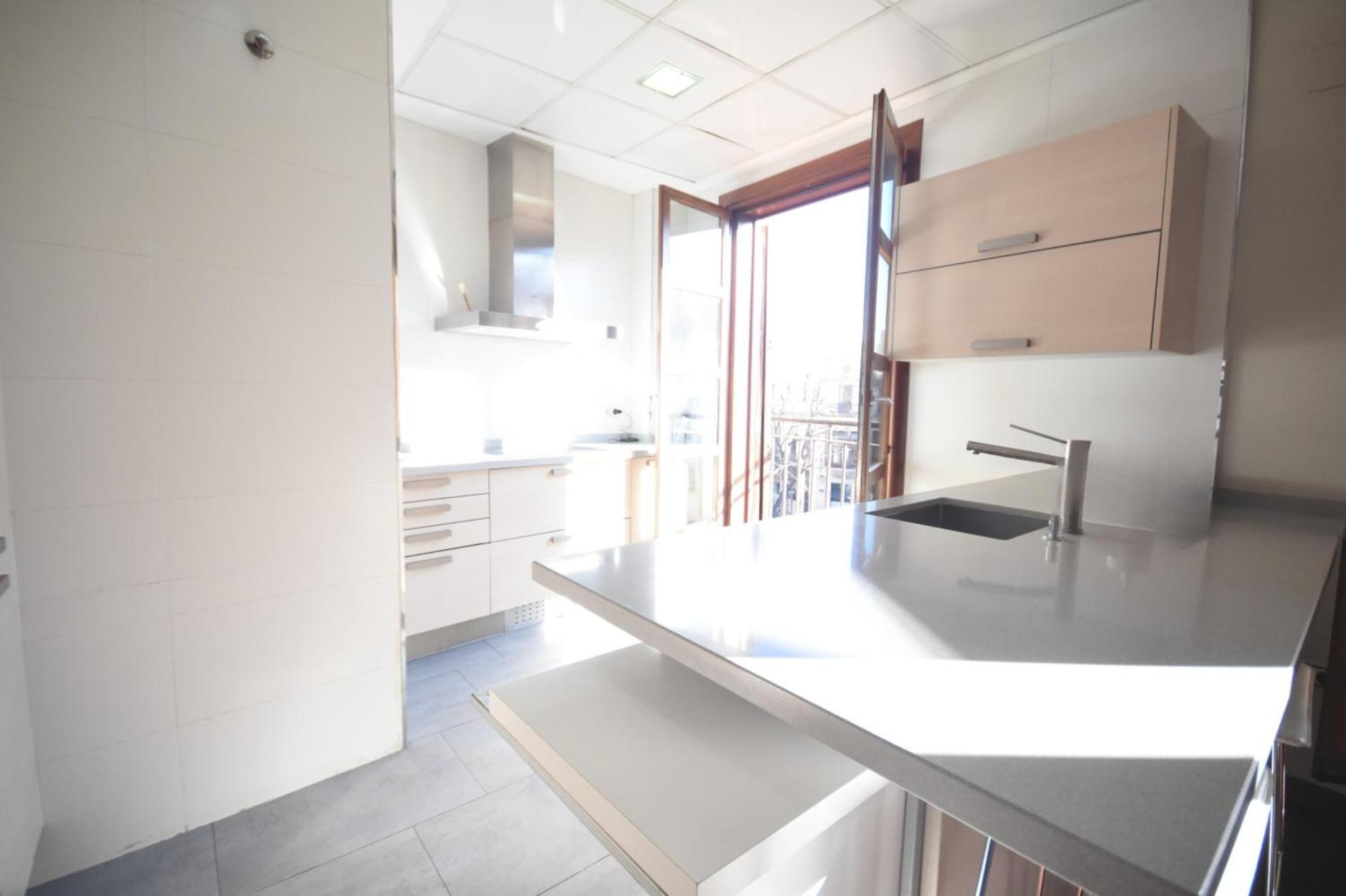 Bello Apartamento En La Plaza Del Tossal Walencja Zewnętrze zdjęcie