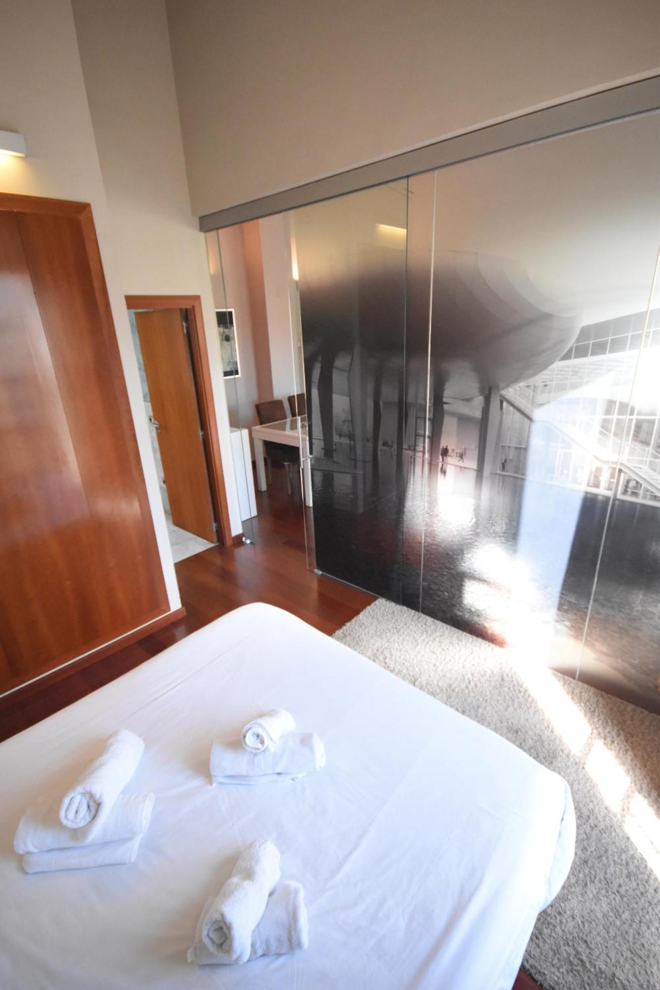 Bello Apartamento En La Plaza Del Tossal Walencja Zewnętrze zdjęcie